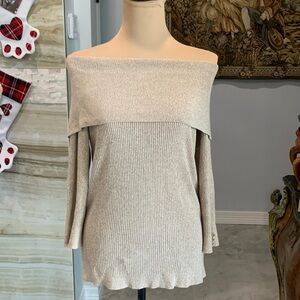 New York & Co. 7th Avenue‎ Tan Off Shoulder Wide Layered Ribbed Sweater Size M
